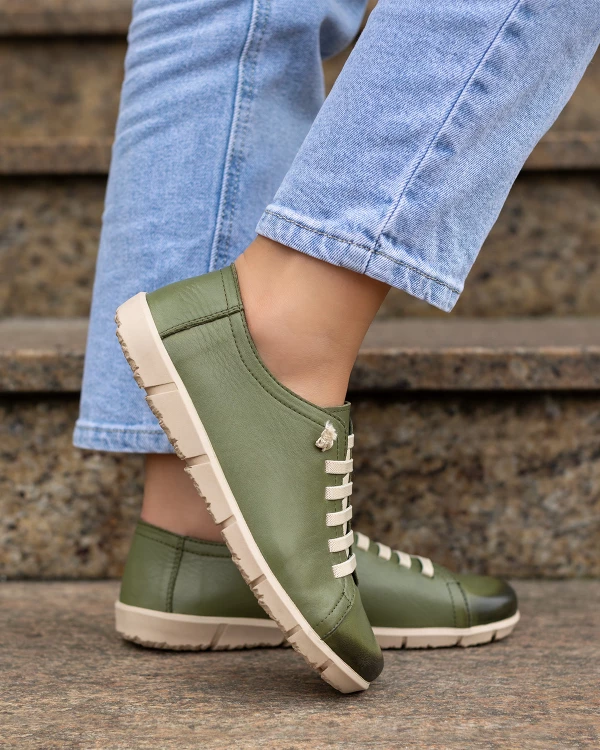 Oliwkowe półbuty sportowe sznurowane ze skóry licowej 3