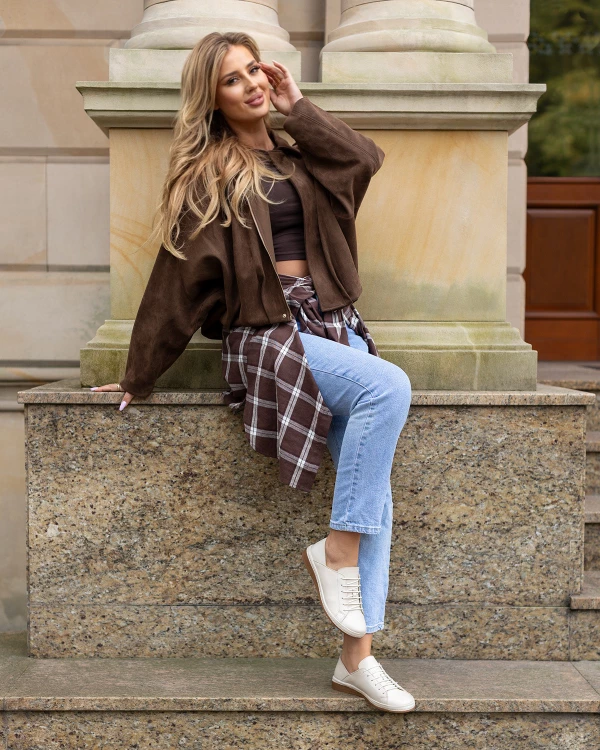 Jasnobeżowe trampki damskie z naturalnej skóry licowej 2