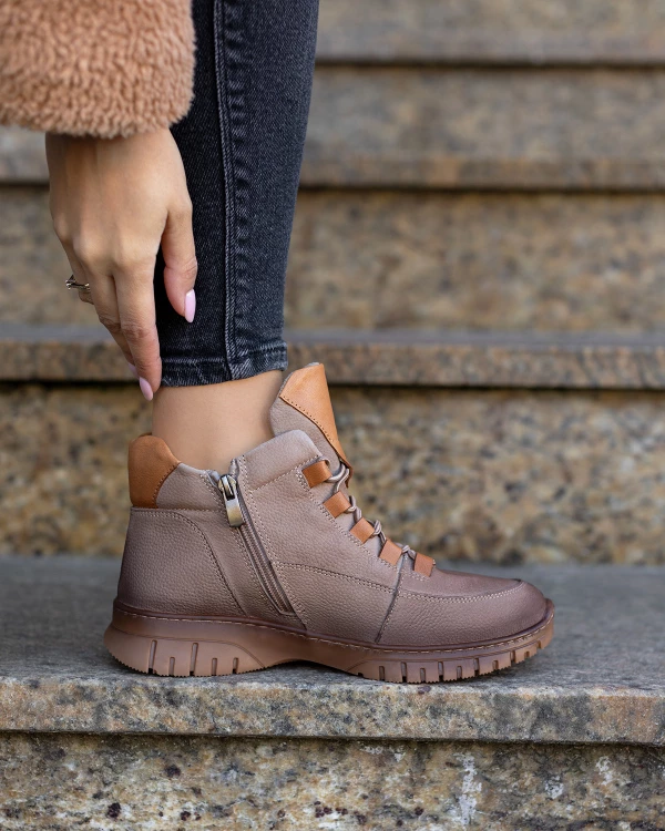 Beżowe botki damskie sznurowane ze skóry nubukowej trekkingowe 3