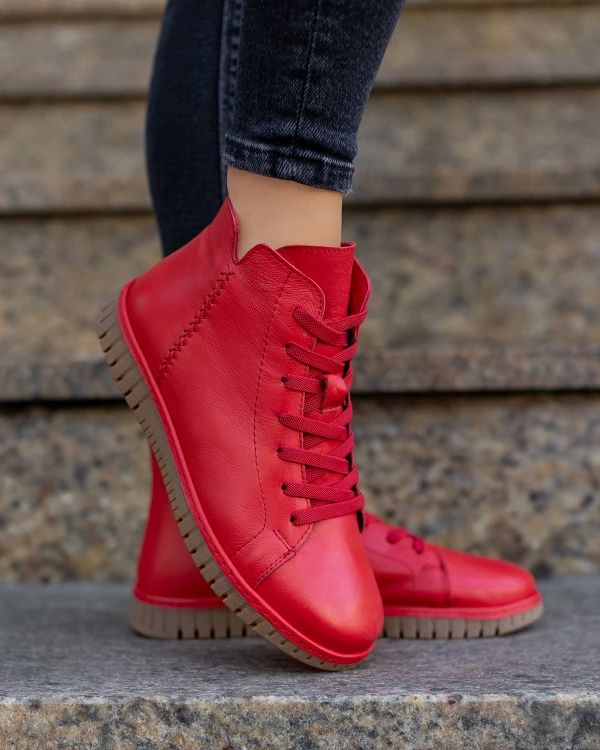 Czerwone botki damskie sznurowane ze skóry licowej 4