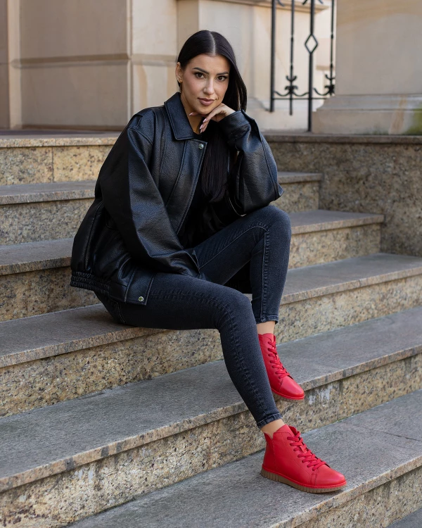 Czerwone botki damskie sznurowane ze skóry licowej 2