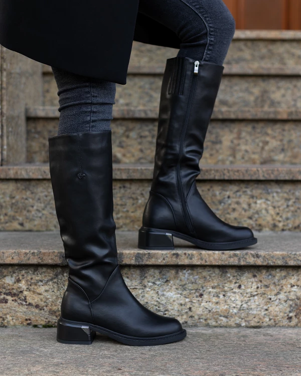 Czarne kozaki damskie ze skóry licowej na klocku 3