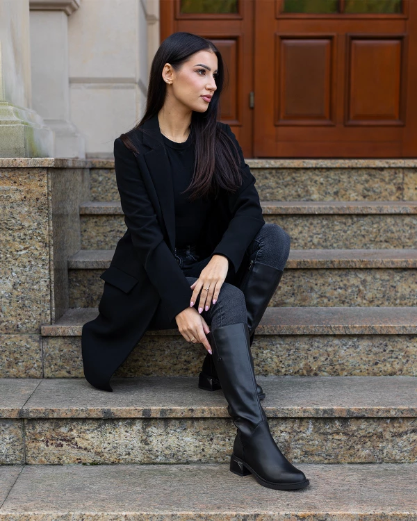 Czarne kozaki damskie ze skóry licowej na klocku 2