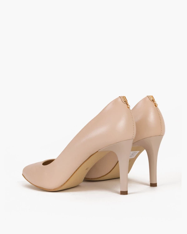 Beżowe czółenka skórzane na szpilce 024 3