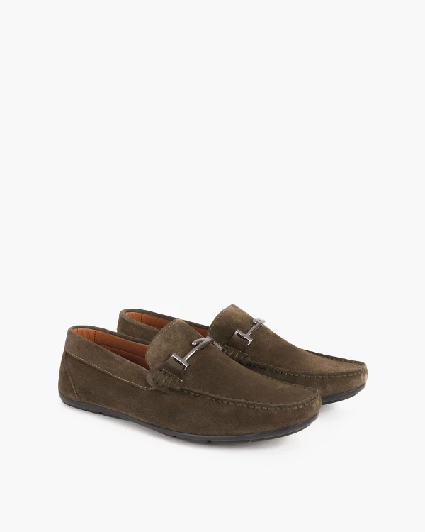 Oliwkowe mokasyny męskie nubukowe z klamrą 2