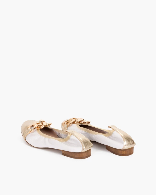 Biało-złote baleriny damskie z łańcuchem 2
