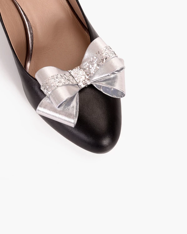 Srebrne kokardki do butów 3