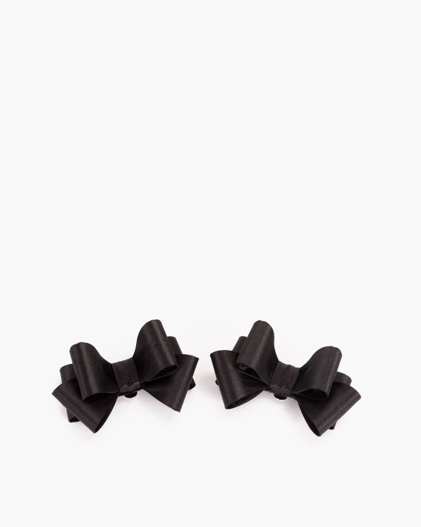 Czarne kokardki do butów