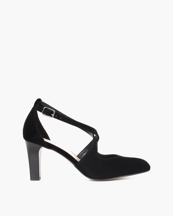 Czarne czółenka zamszowe na słupku 5