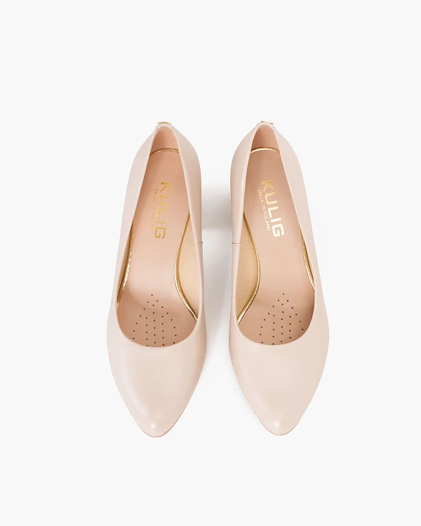 Beżowe czółenka skórzane na klocku 6