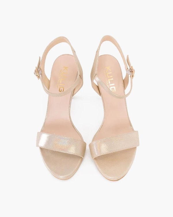 Złote sandały damskie nubukowe na szpilce 6