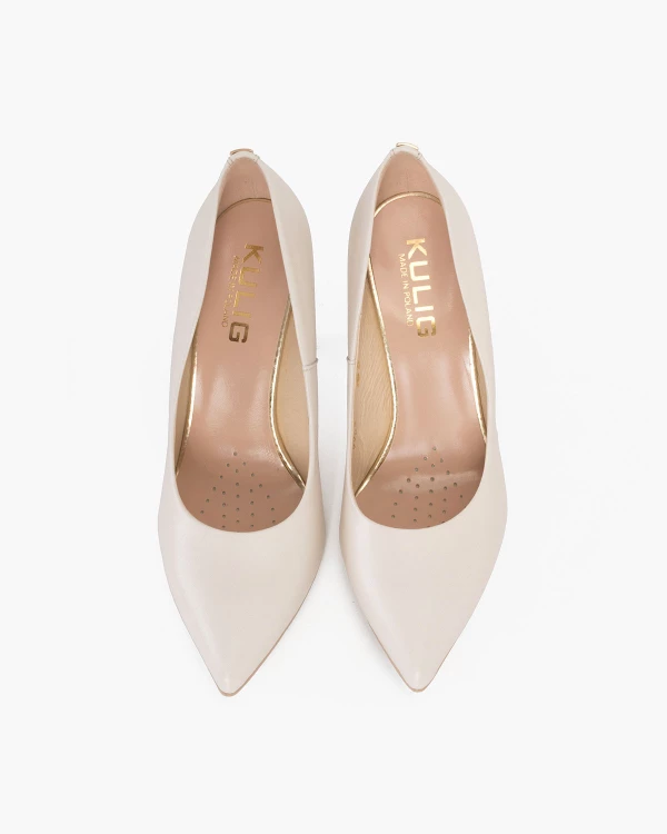 Perłowe czółenka skórzane na szpilce 6