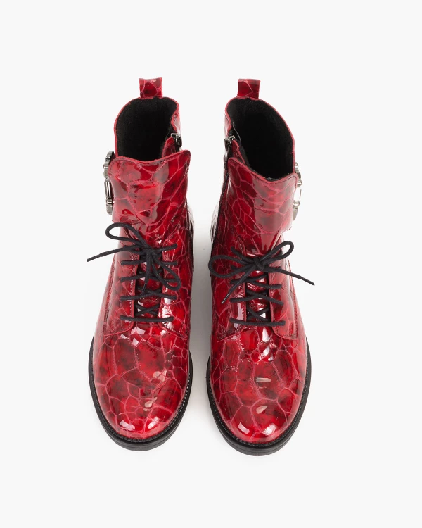Czerwone trzewiki damskie lakierowane 4