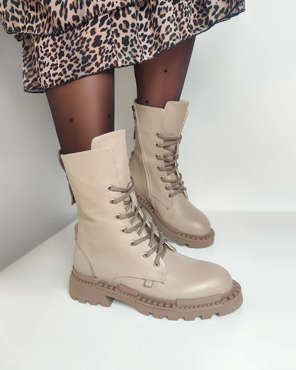 Beżowe trzewiki damskie skórzane