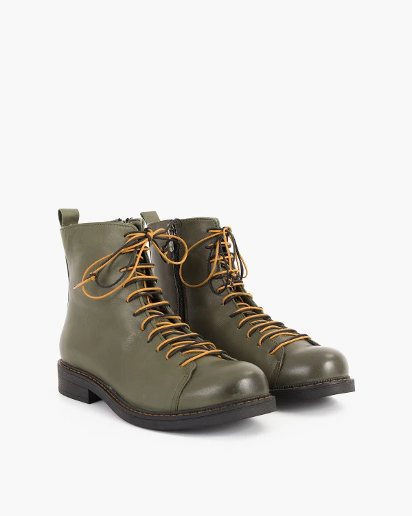 Oliwkowe trzewiki damskie skórzane 2