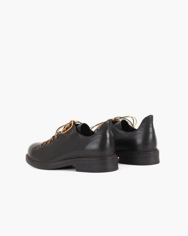 Czarne półbuty damskie skórzane 4