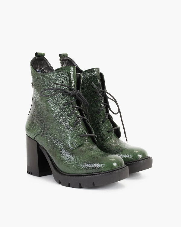 Zielone trzewiki damskie lakierowane na słupku 2