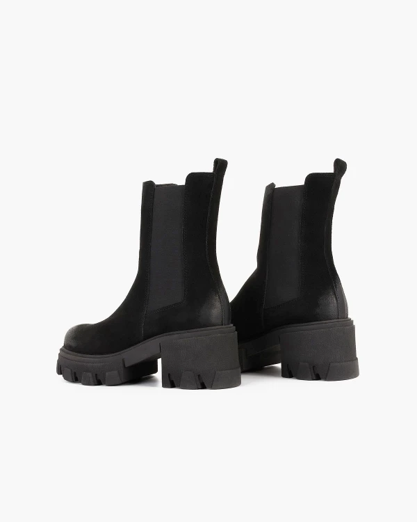 Czarne sztyblety damskie welurowe 4