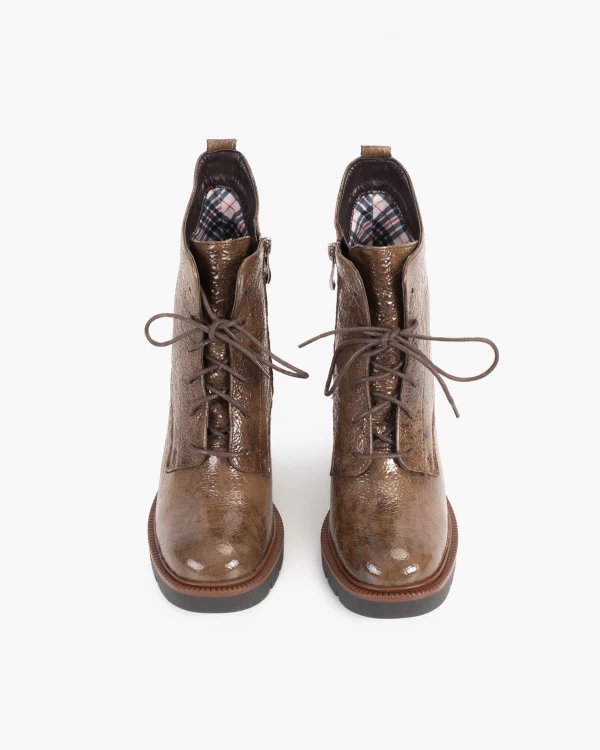 Brązowe trzewiki damskie lakierowane na słupku 3