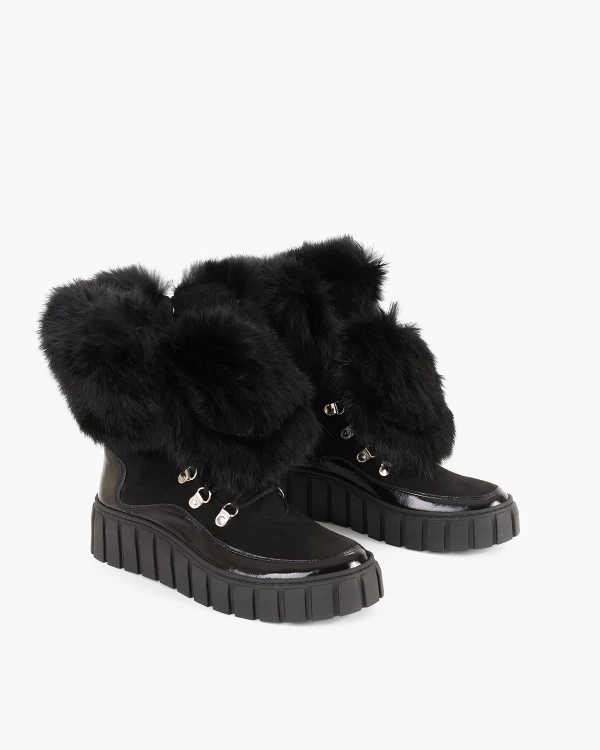 Czarne trzewiki damskie nubukowe z futrem