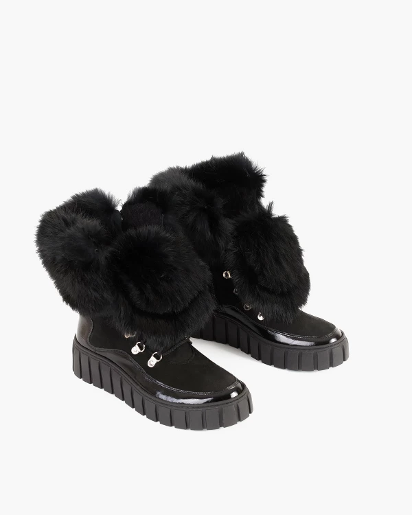 Czarne trzewiki damskie nubukowe z futrem 3