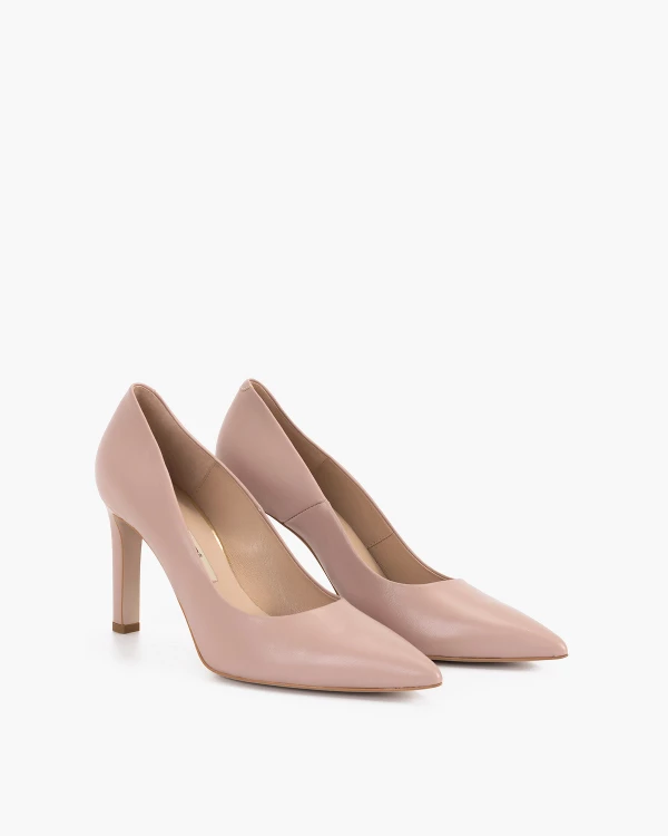 Pudrowe czółenka skórzane na słupku 2