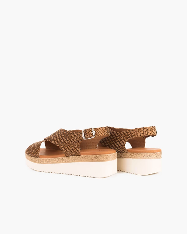 Brązowe sandały damskie skórzane 4