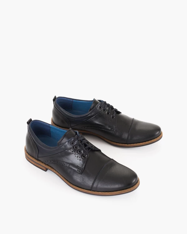 Czarne półbuty wizytowe skórzane