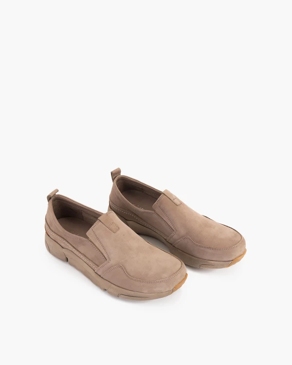 Beżowe mokasyny męskie nubukowe