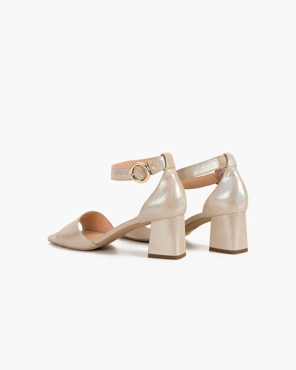 Złote sandały damskie nubukowe na słupku 4