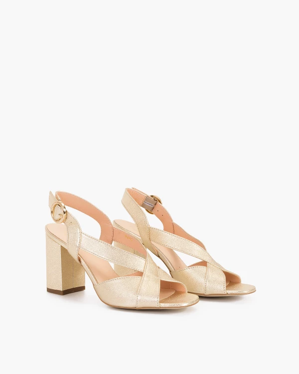 Złote sandały damskie nubukowe na słupku 2