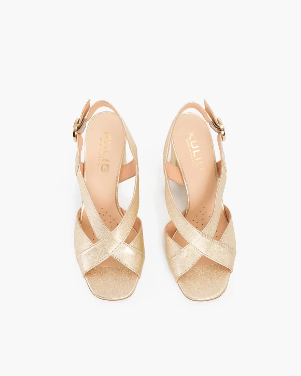 Złote sandały damskie nubukowe na słupku 3