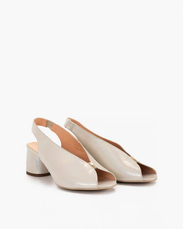 Złote sandały damskie nubukowe na słupku 2