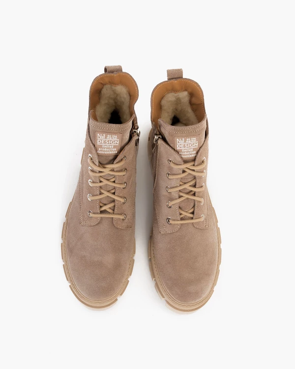 Beżowe trzewiki damskie welurowe 3