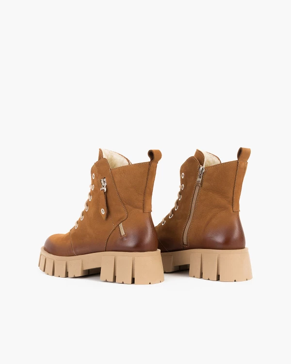 Brązowe trzewiki damskie nubukowe 4