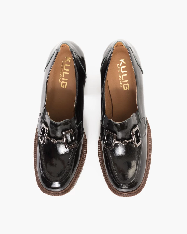 Czarne mokasyny damskie lakierowane na słupku 3