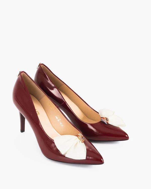 Białe klipsy do butów z cyrkoniami 2