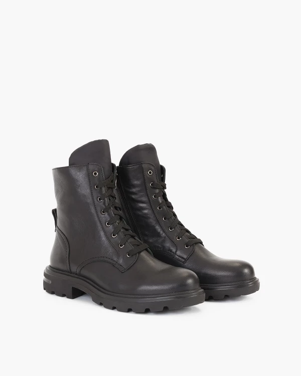 Czarne trzewiki damskie skórzane 2