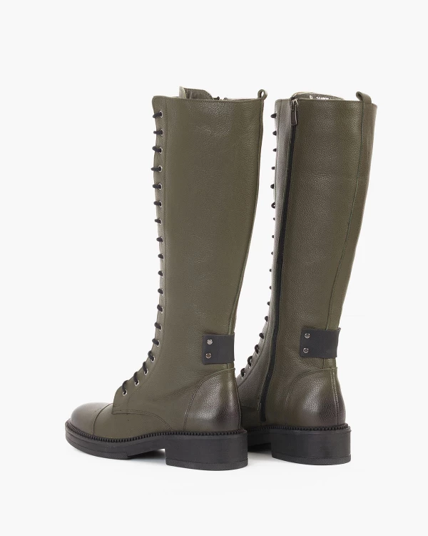 Oliwkowe kozaki damskie skórzane 4