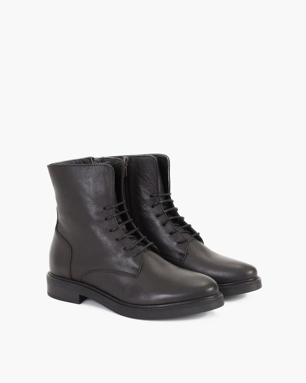 Czarne trzewiki damskie skórzane 2