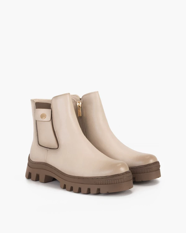 Jasnobeżowe botki ze skóry ekologicznej 2
