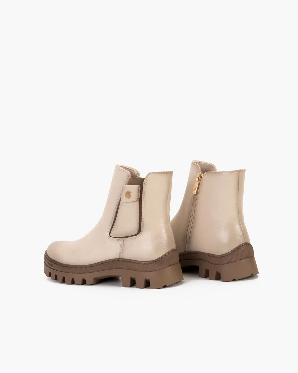 Jasnobeżowe botki ze skóry ekologicznej 4
