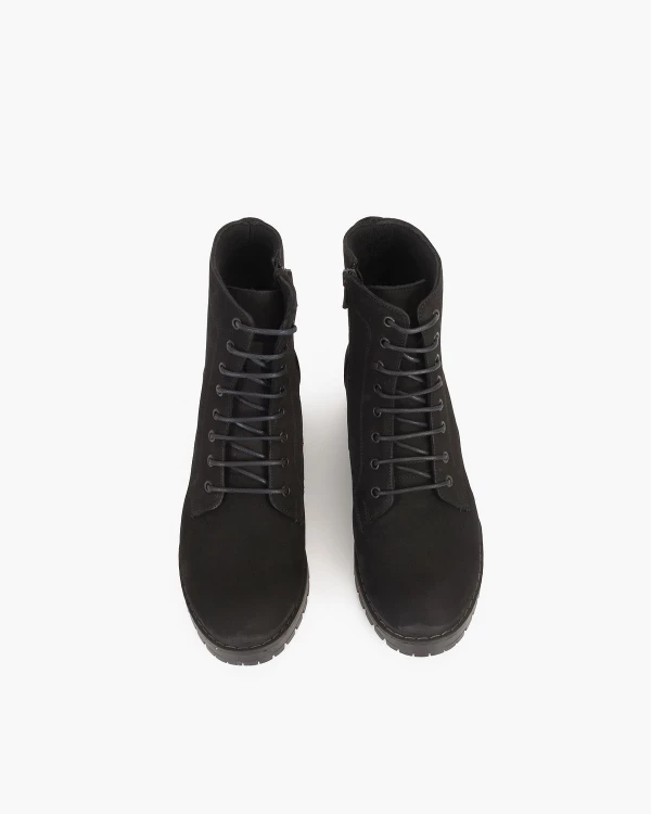 Czarne trzewiki damskie nubukowe 3