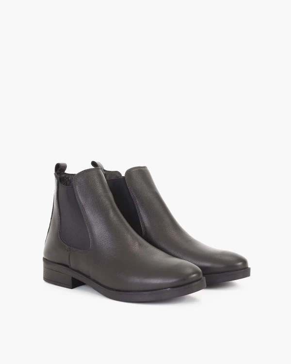 Czarne sztyblety damskie skórzane 2