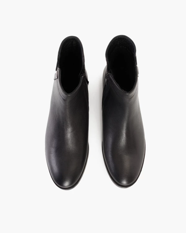 Czarne botki ze skóry licowej 3