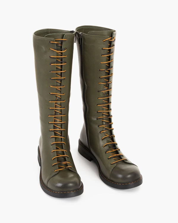 Oliwkowe kozaki damskie skórzane 3