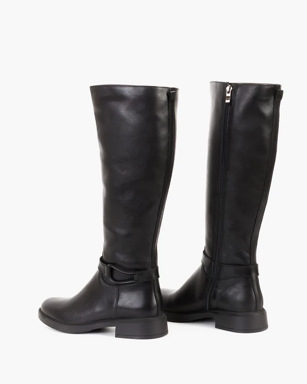 Czarne kozaki damskie skórzane 4