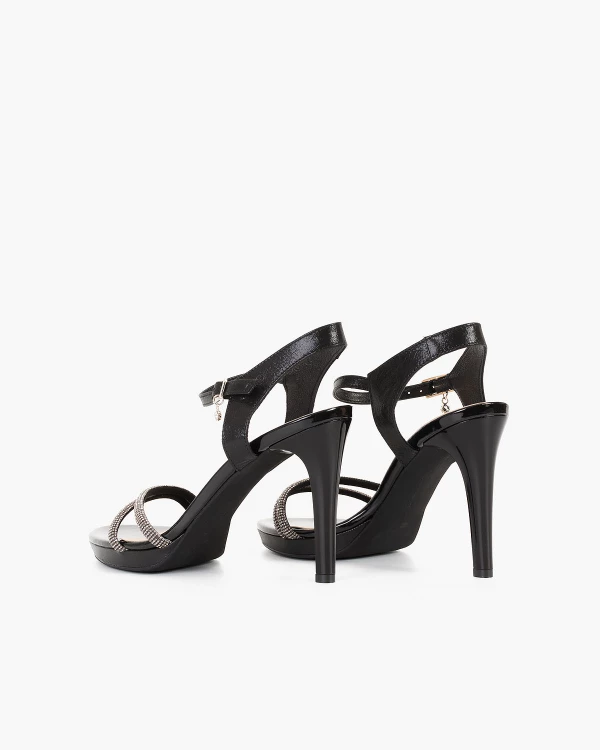 Czarne sandały damskie skórzane z cyrkoniami na szpilce 4