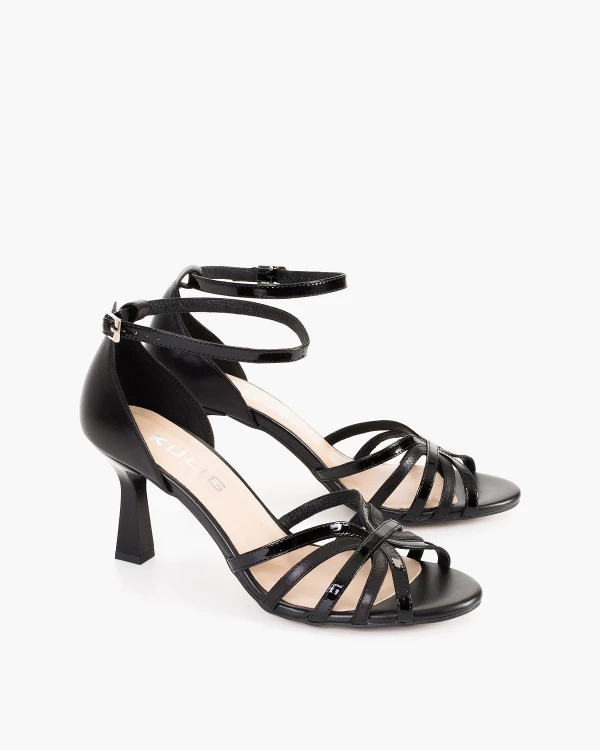 Czarne sandały damskie skórzane na szpilce 2