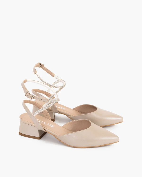 Beżowe sandały damskie skórzane na klocku 3